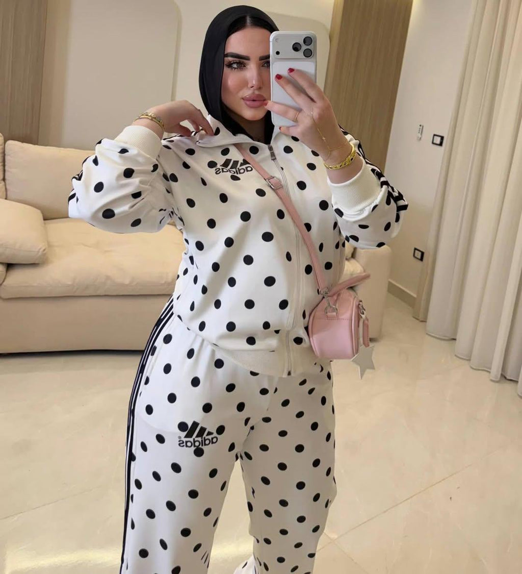 سوت منقط🤍🖤