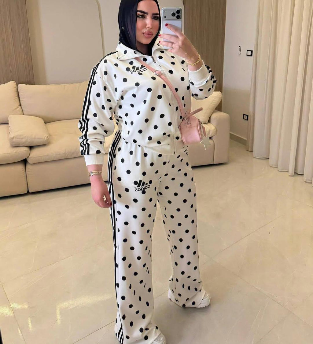 سوت منقط🤍🖤